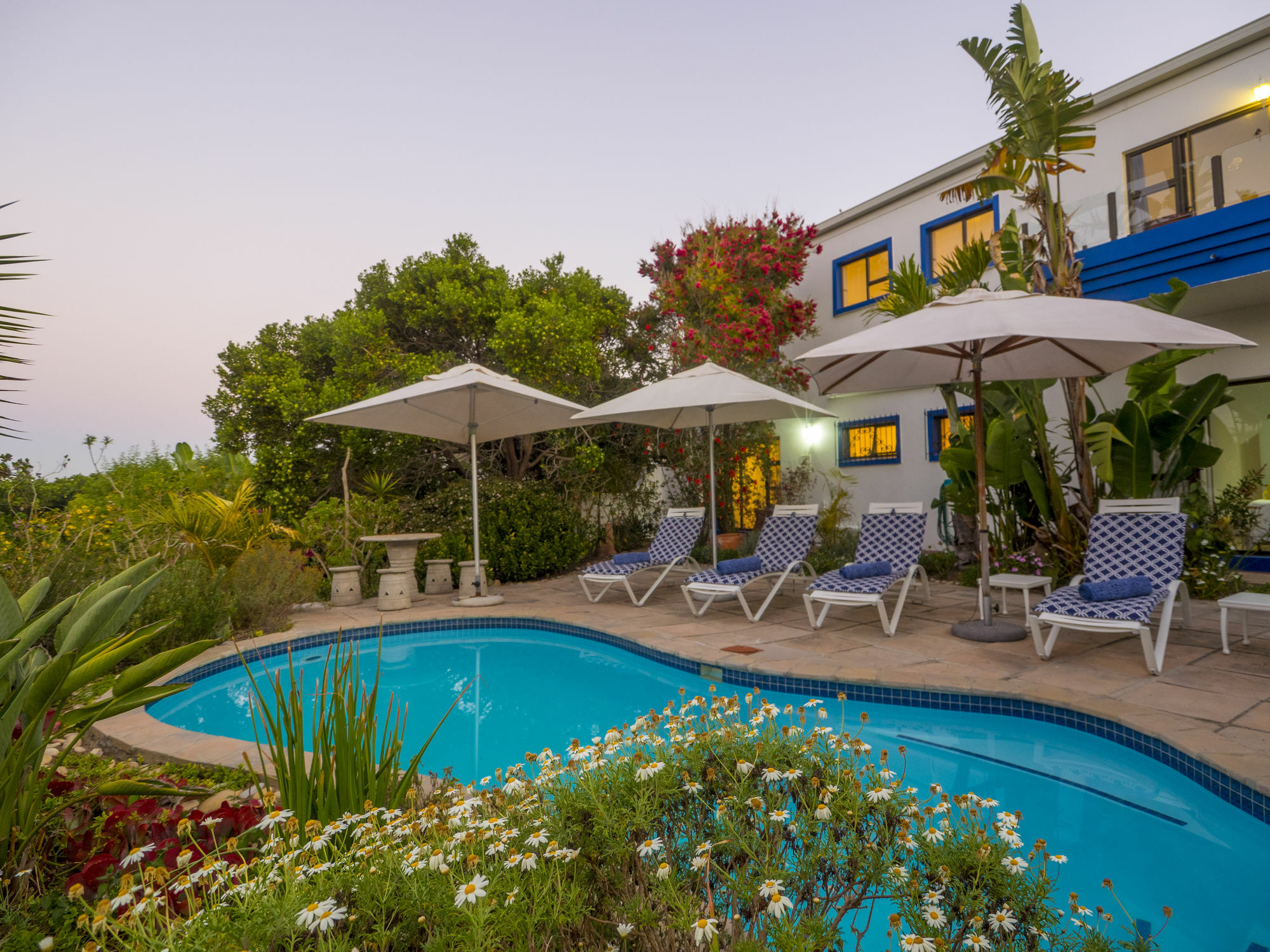 Shining Waters Guest House วิลเดอร์เนส ภายนอก รูปภาพ